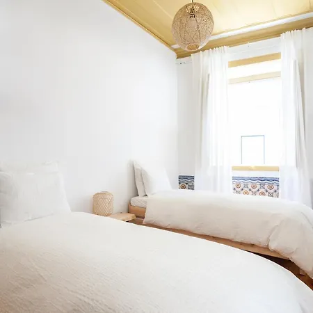 Yellow Tiles In Center Appartamento