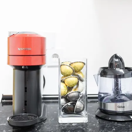 Yellow Tiles In Center * Lisbona